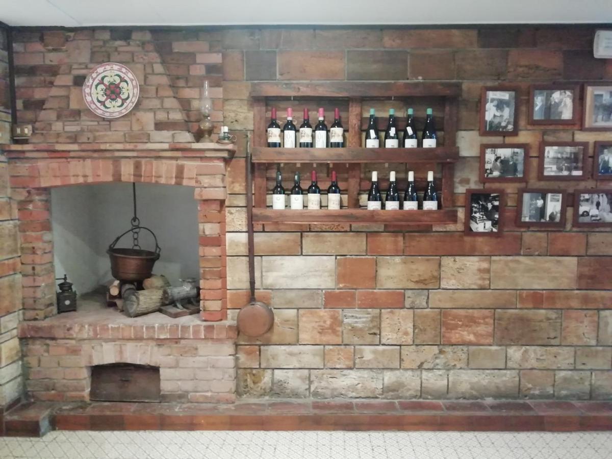 Albergo Ristorante Leon D'Oro Este Buitenkant foto