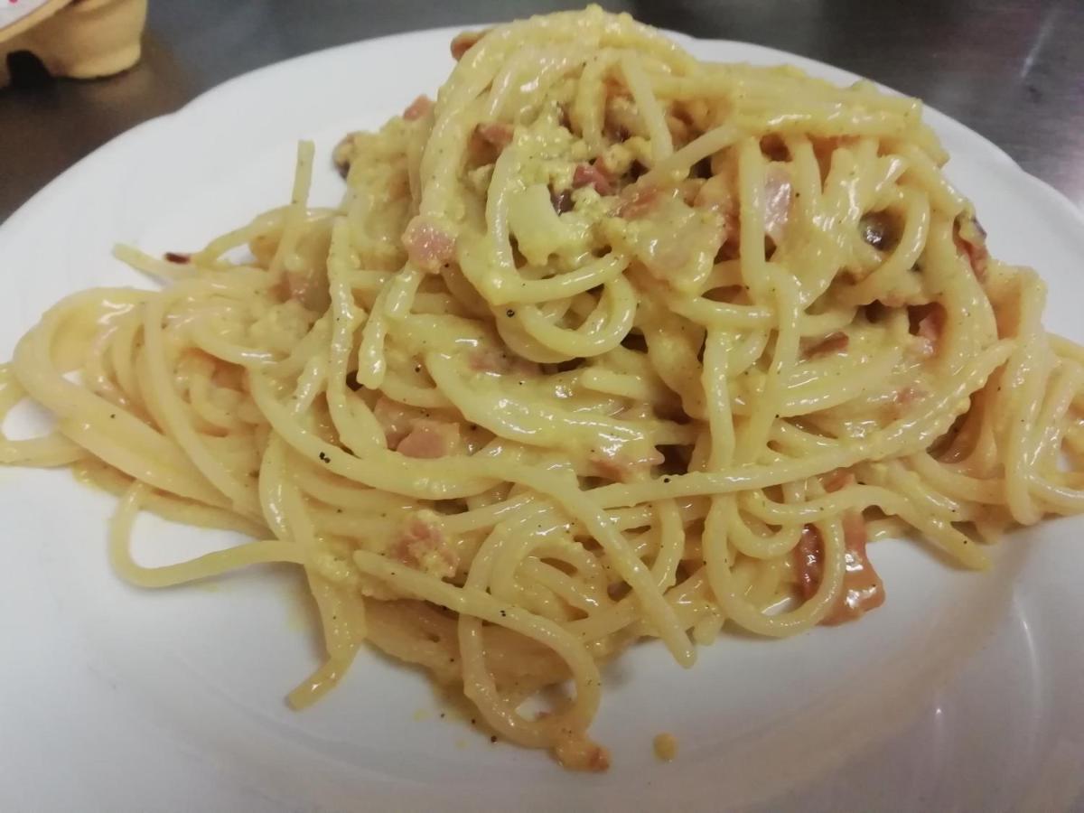 Albergo Ristorante Leon D'Oro Este Buitenkant foto